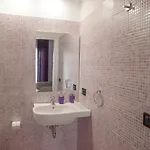 Bed & Breakfast Bouganville House