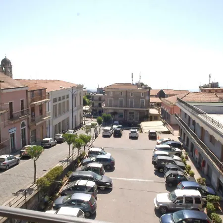 Bed and breakfast Bouganville House 3*